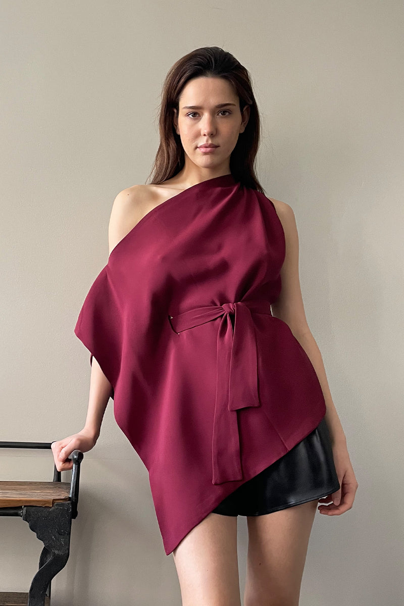 Voluptuous top burgundy